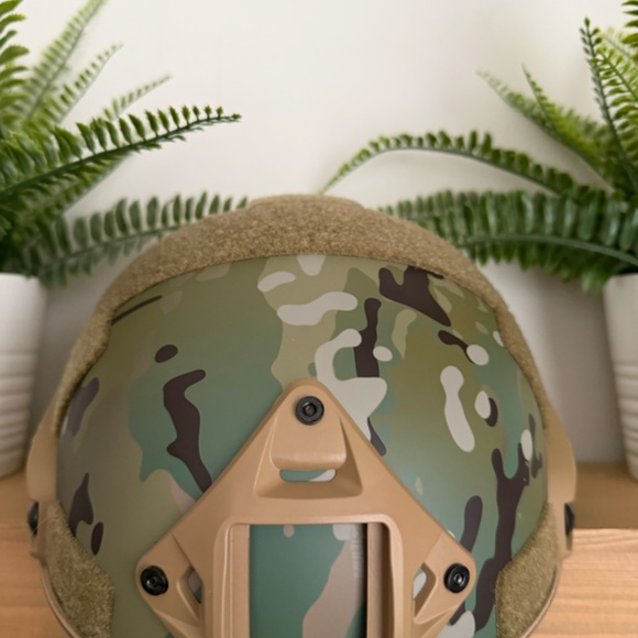 Camouflage Helmet Multicam Green (BRAND NEW) - Picture 5 of 7